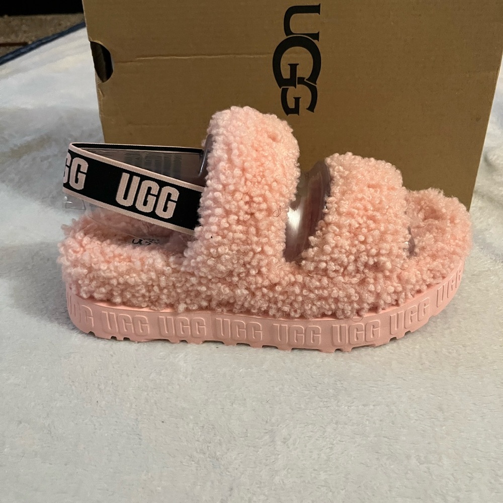 UGG Blush Fluffy Sandals